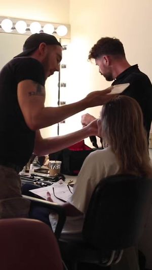 Video post by @KellyRipa on Twitter