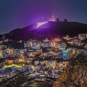 Image post by @onlyinsf on Instagram