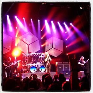 Image post by @thewarfield on Instagram