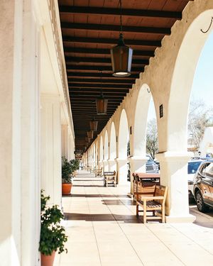 Image post by @ojaivalleyinn on Instagram