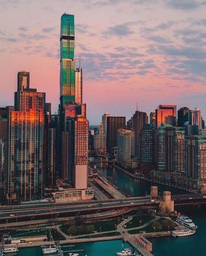 Image post by @chicago.explore on Instagram