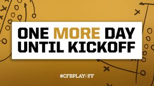 Image post by @CFBPlayoff on Twitter