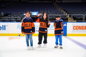 Image post by @nyislanders on Instagram