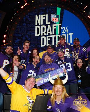Image post by @Vikings on Twitter