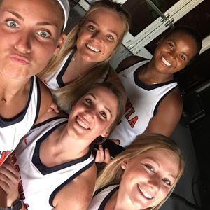 Image post by @uvafieldhockey on Instagram