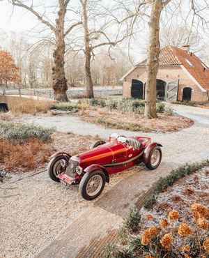 Image post by @bonhamscars on Instagram