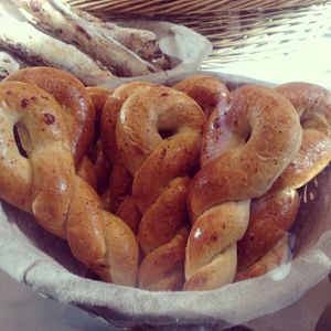 Image post by @lepainquotidienus on Instagram