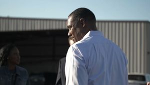 Video post by @latechhoops on Twitter