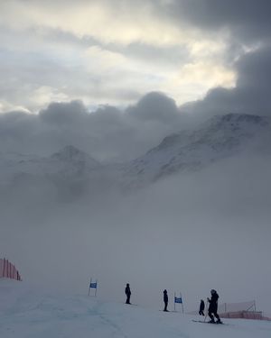 Image post by @usskiteam on Instagram