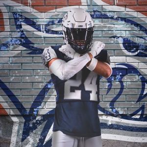 Image post by @unh_football on Instagram