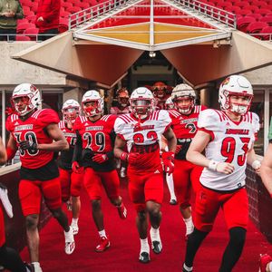 Image post by @LouisvilleFB on Twitter