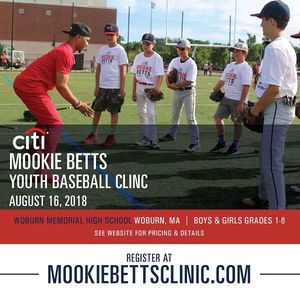 Image post by @mookiebetts on Instagram