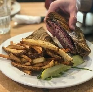 Image post by @visitoverlandpark on Instagram