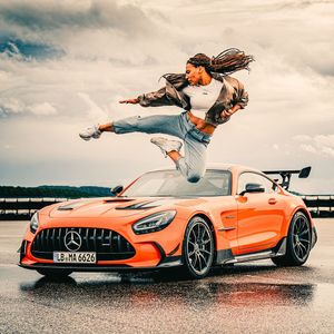 Image post by @mercedesamg on Instagram