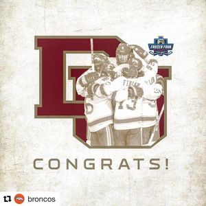 Image post by @du_hockey on Instagram