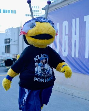 Image post by @thunderbugtbl on Instagram