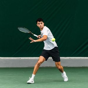 Image post by @vcumtennis on Instagram