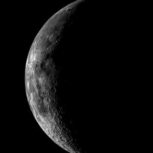 Image post by @nasaartemis on Instagram