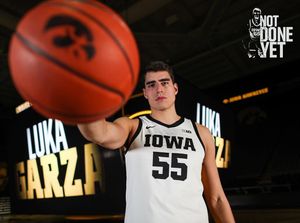 Image post by @iowahoops on Instagram