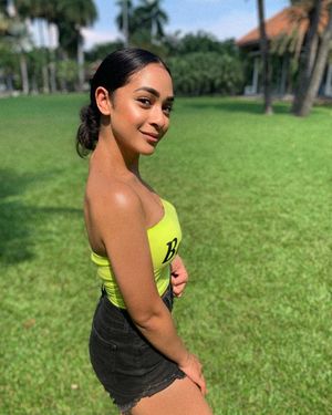 Image post by @anikakialani_ on Instagram