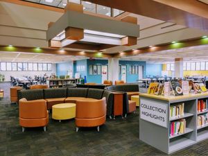 Image post by @uflib on Twitter