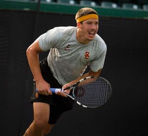 Image post by @uscmenstennis on Instagram