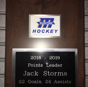 Image post by @mmahockey on Instagram