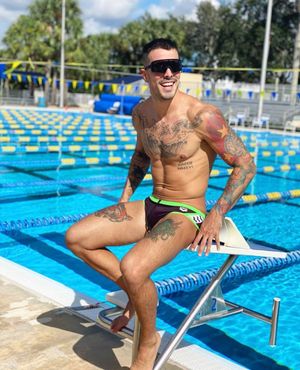 Image post by @arenausa on Instagram