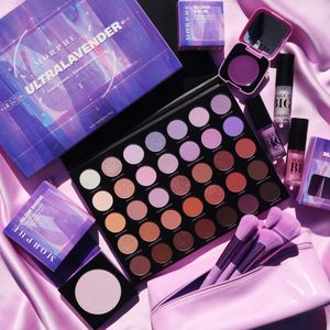 Image post by @morphebrushes on Instagram