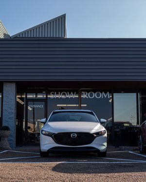Image post by @parkmazda on Instagram