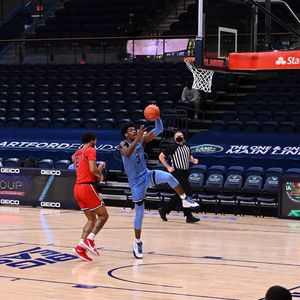 Image post by @novambb on Instagram