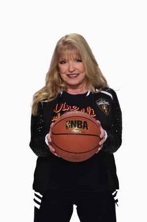 Image post by @CavsEntertainmentTeams on Facebook