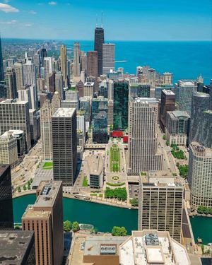 Image post by @360chicago on Instagram