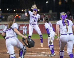 Image post by @UCASoftball on Twitter