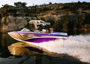 Image post by @tigeboats on Instagram