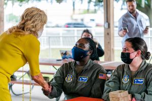 Image post by @FLOTUS on Twitter