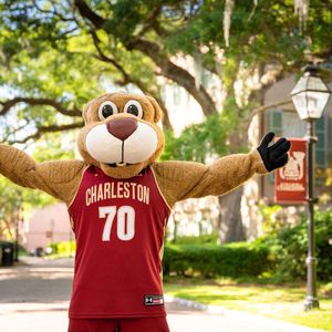 Image post by @collegeofcharleston on Instagram