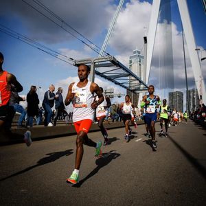 Image post by @nnrunningteam on Instagram