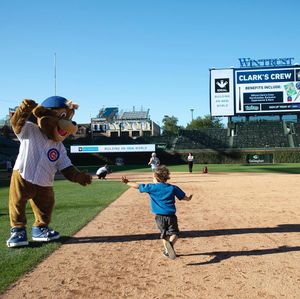 Image post by @clarkthecub on Instagram