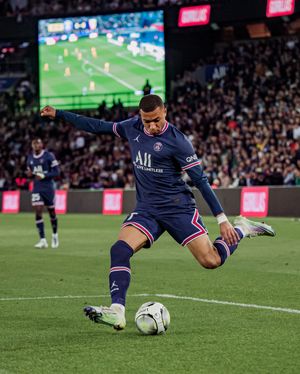 Image post by @psg on Instagram