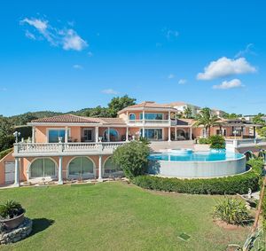 Image post by @christiesrealestate on Instagram