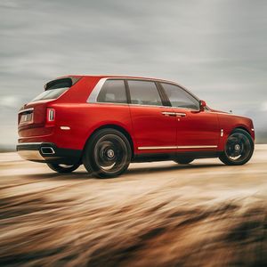 Image post by @rollsroycecars on Instagram