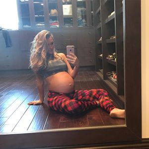 Image post by @vegaalexa on Instagram