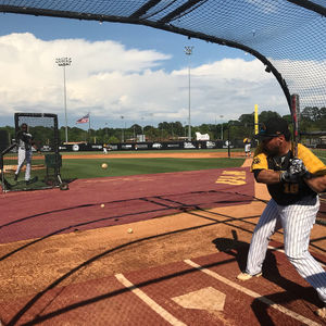 Image post by @gramblingathletics on Instagram