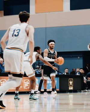 Image post by @cbumbb on Instagram