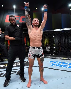 Image post by @ufccanada on Instagram