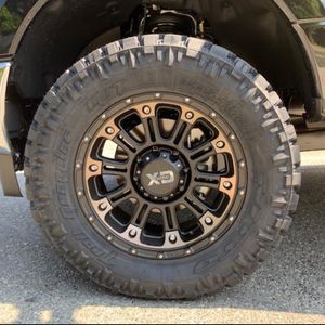 Image post by @tricktrucks1 on Instagram