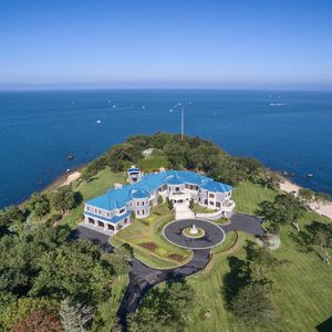 Image post by @christiesrealestate on Instagram