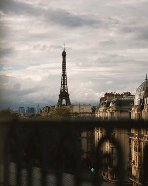 Image post by @greysonwomen on Instagram