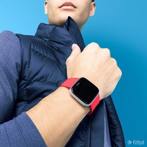 Image post by @fitbit on Instagram